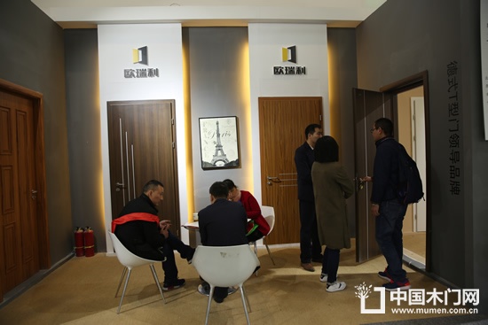 歐瑞利木門