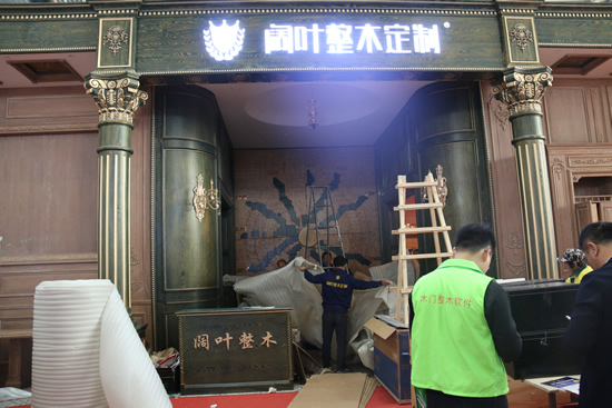 朗標(biāo)家居在2017北京中國國際門展亮相