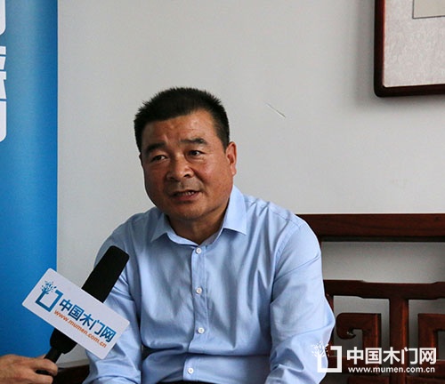 山東七步木業有限公司的總經理姜會明