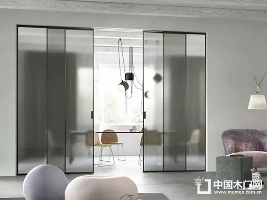 靜楓木門