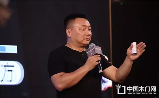辯論主持人張燦