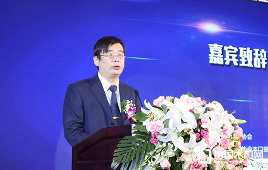 第二屆中國木門窗企業家峰會暨門配貿易交流大會
