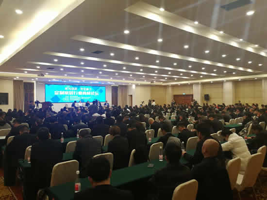 “破局、創(chuàng)新、智造、 融合”—— 溫州市定制家居商會(huì)年會(huì)隆重召開(kāi)