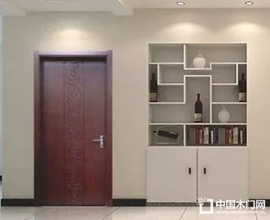 飾尚木門