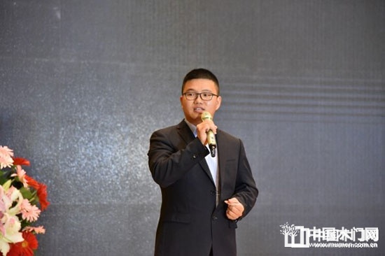 2018年中國木門窗行業(yè)環(huán)保升級(jí)高層論壇