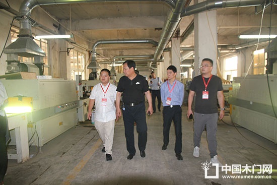 -重慶木門及定制企業