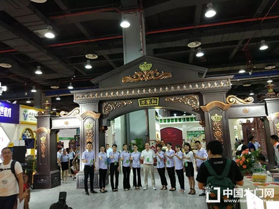 遮陽門窗展