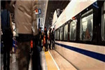 鑫迪木門巨資1億霸屏全國高鐵站 再掀經銷商加盟狂潮！