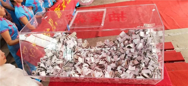 兄弟木門