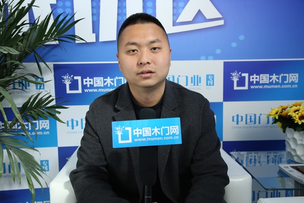 伊仕木門榮獲中國木門十大人氣品牌