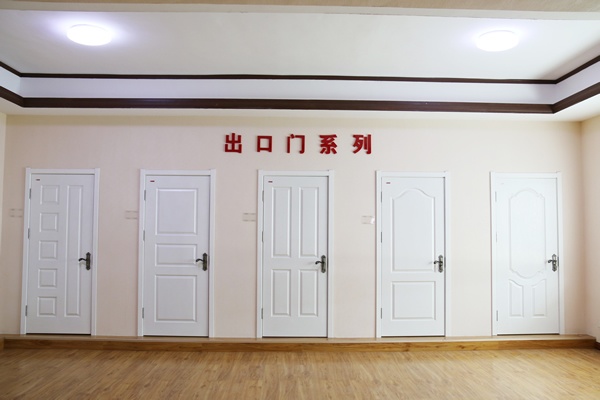 恒家祥木門