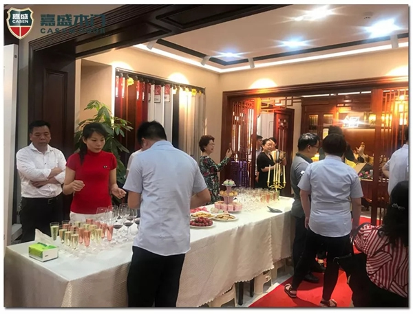 南昌嘉盛木門順利完成店面升級