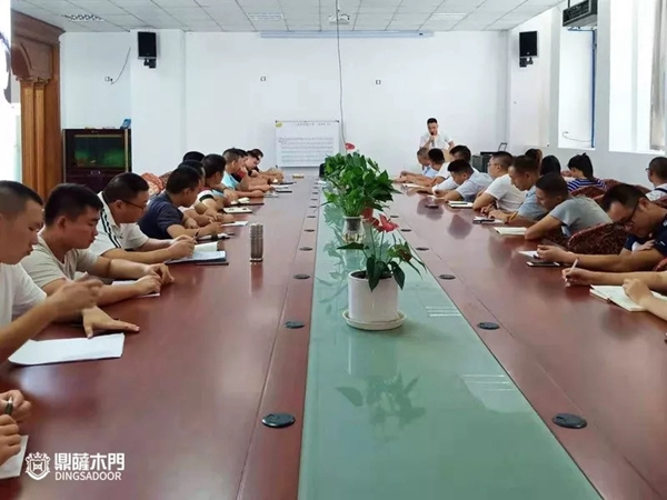 鼎薩木業(yè)全力沖刺 突破產(chǎn)銷目標(biāo)