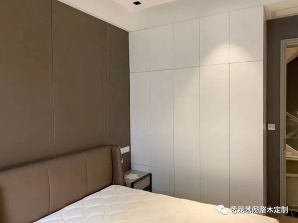 藝龍木門·全屋定制：精美柜體案例大全，美觀實用的設計感！