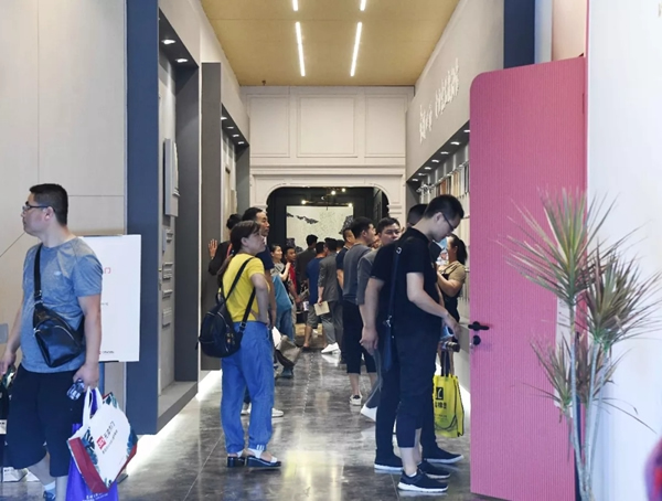 伯藝木門：實力筑造品牌，創新延續經典