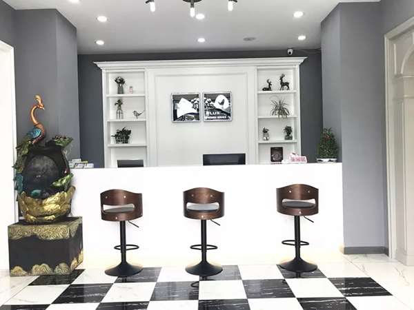 雙羽木門姜堰店：了解市場動向 做好客戶服務 打造核心競爭力