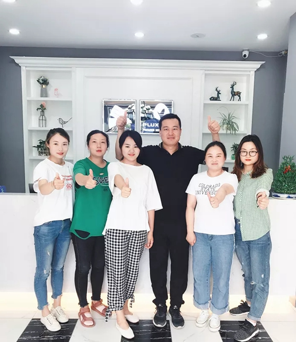 雙羽木門姜堰店：了解市場動向 做好客戶服務 打造核心競爭力