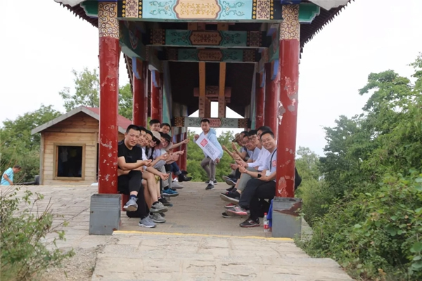 尚佰木門·整木定制客服工程部精英團隊河南之旅圓滿結束！