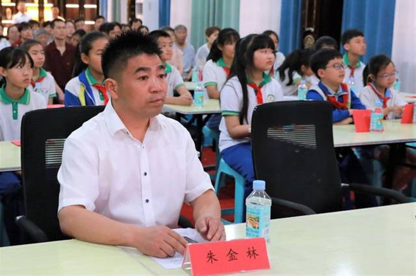 思佳木門：匯聚思佳之愛，筑夢學子未來