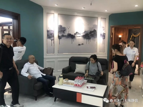 春天木門西安居然之家太奧店隆重開業(yè)！