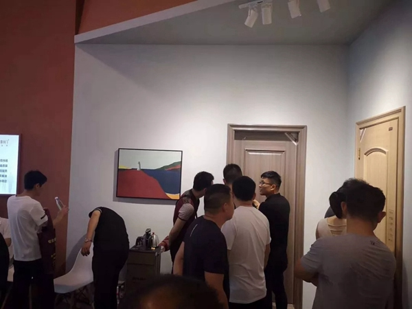 嘉尊木門：第十屆永康門博會，為您開啟財富之門！