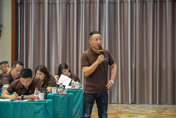 圖森整體木作中堅(jiān)俱樂(lè)部嵊州會(huì)議成功召開(kāi)