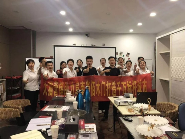 尚佰木門·整木定制4月單店活動項目圓滿落幕，5月再續輝煌！