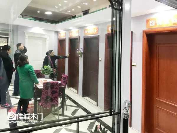 佳誠木門河北省邯鄲市的專賣店盛裝開業(yè)，誠邀各位的蒞臨！