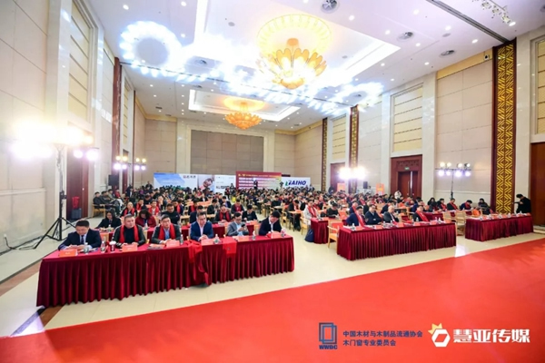 合力門業榮譽加持！喜提“口碑十佳品牌”單位獎項