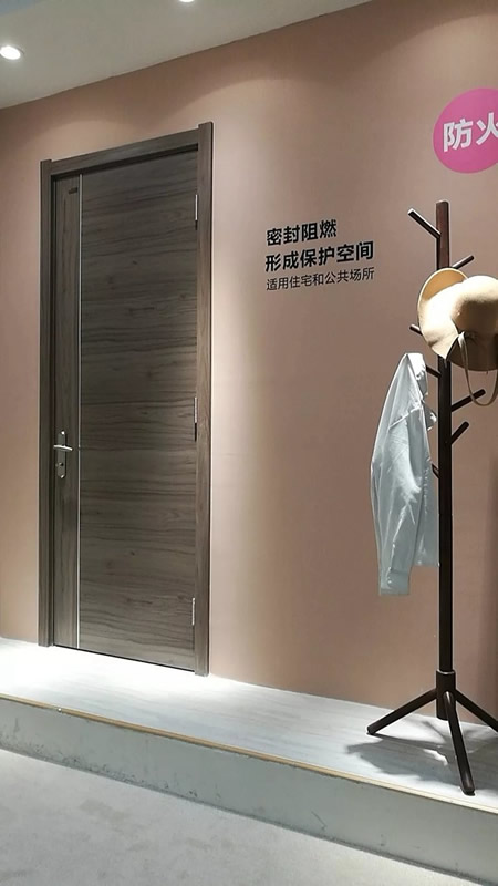 金迪木門亮相第18屆中國國際門業展，眾多新品讓家裝更健康