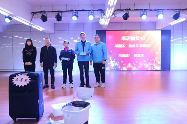 潤成創展木門：幸福是奮斗出來的！