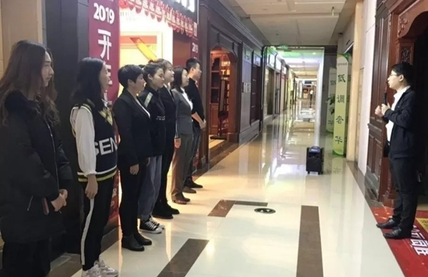 鑫迪木門“2019開年大促”進行中，超火爆現場等你來！