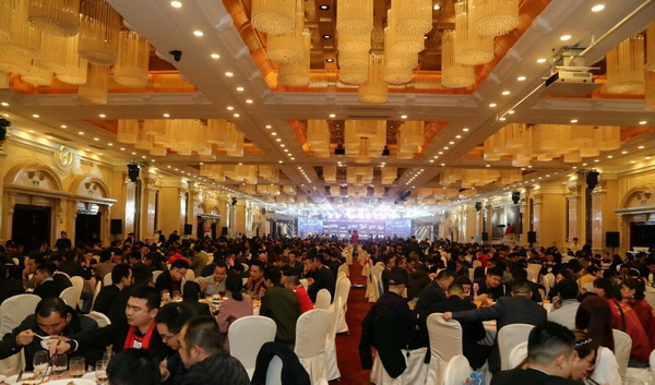重磅消息！熱烈祝賀晟王公司榮獲“2018年度廣東省門業協會卓越單位”稱號！