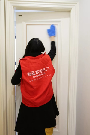 你和我之間的距離就差一次“尚”門服務
