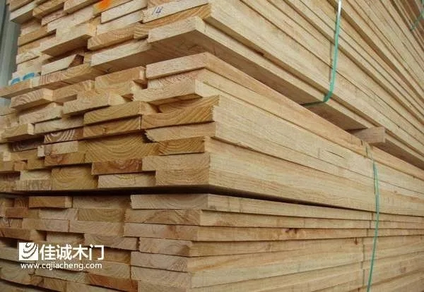 佳誠鈺景木門告訴你護墻板為什么越來越受歡迎