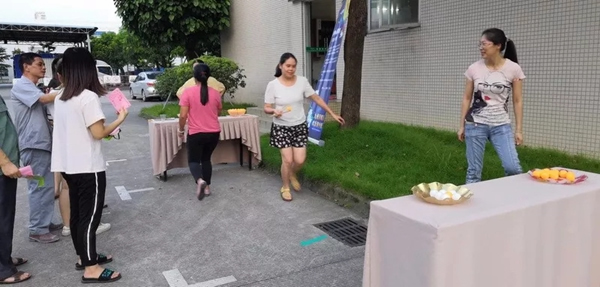 迪邦涂料舉辦2019迎中秋游園活動并雙節(jié)放假通知