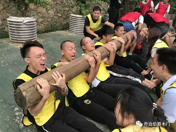 喬治伯爵“巔峰戰(zhàn)將特訓(xùn)”戶外拓展培訓(xùn)活動(dòng)順利開(kāi)展