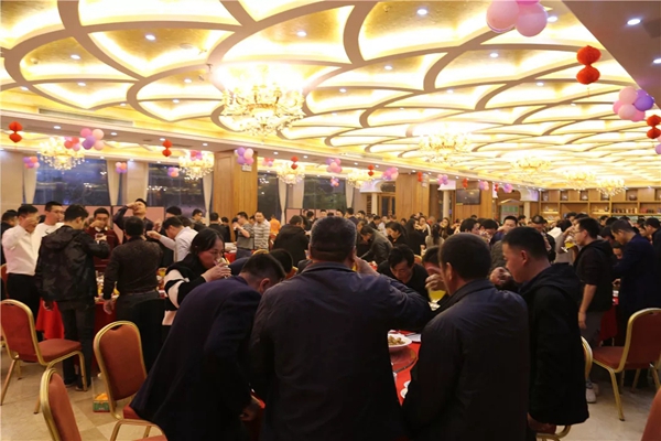 豪利集團(tuán)“同心共濟(jì) · 厚蓄進(jìn)激”2019年會燃情落幕