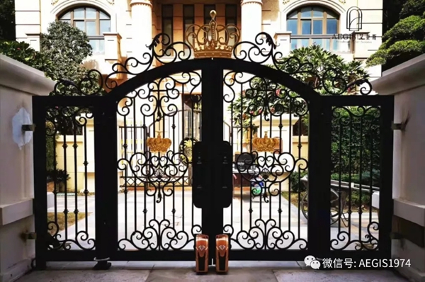 艾奎斯別墅大門：只做手工鐵藝，做好手工鐵藝