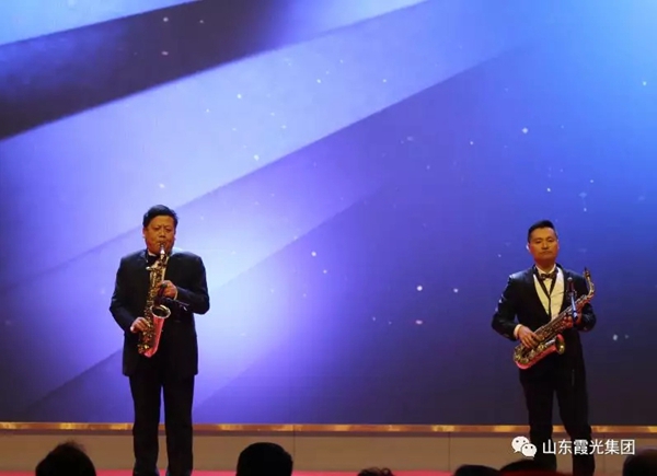 霞光實業：揚帆啟航再鑄輝煌主題晚會落下帷幕