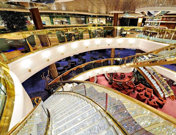 群喜木門MSC輝煌號豪華游輪海外旅游即將起航