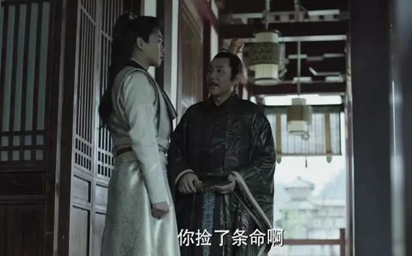 尚品本色：當你們都在瘋狂粉肖戰時，我“門”卻更欣賞64歲的陳道明