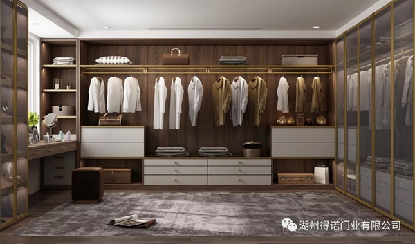 得諾木門：衣帽間的設(shè)計(jì)技巧和要點(diǎn) 一起來(lái)看看吧