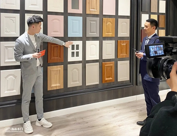 逸品木門如何玩轉線上直播云賣場