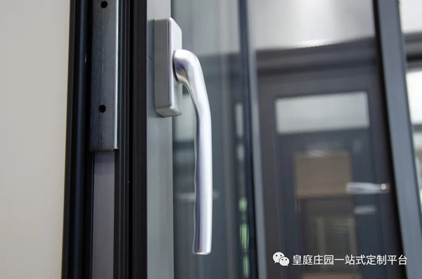皇庭莊園：不負(fù)春暖花開 讓陽光明媚到家