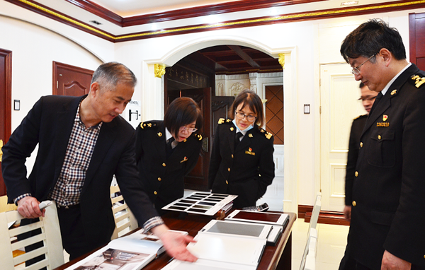 金豐定制家居│吳江海關關長馬紅蘭一行蒞臨金豐調研指導