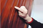 成都木門告訴你木門開裂，你會解決么？
