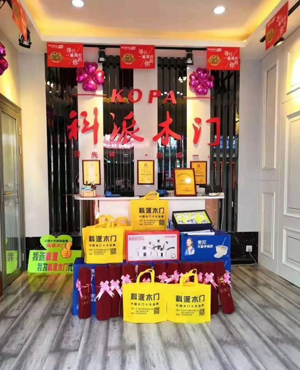 名人堂2|西安網(wǎng)紅小姐姐，和她不為人知的成長經(jīng)歷
