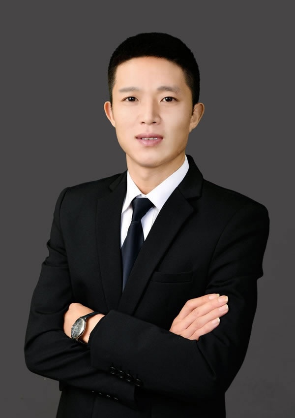 歐耐格 羅忠陽