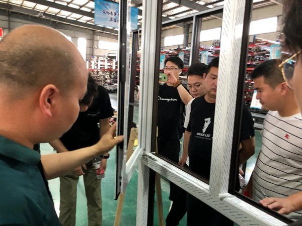 開開門窗|走進開開門窗廠，領略開開匠心